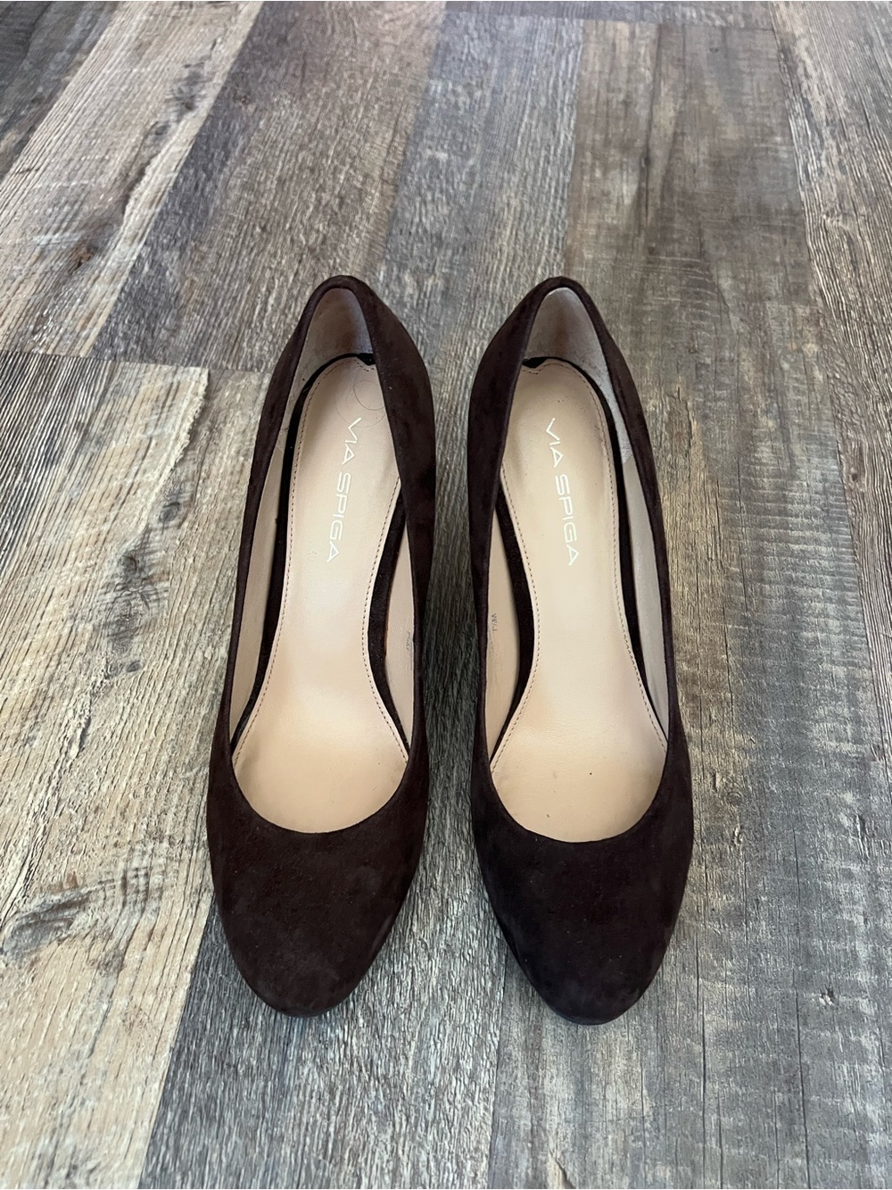 Via Spiga Brown Suede Round-Toe Pumps